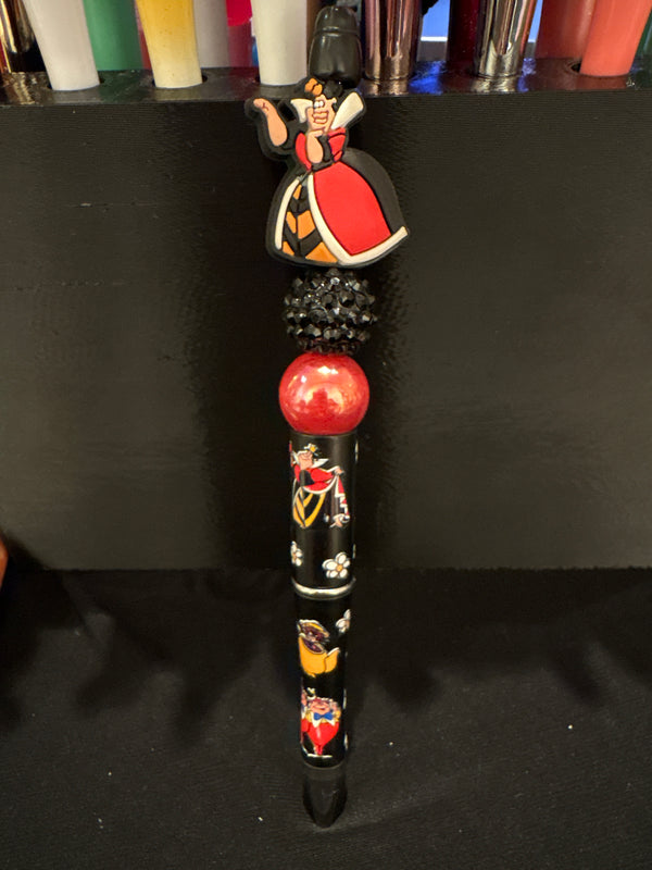 Queen of Hearts(Alice in Wonderland): Focal Beaded Pen